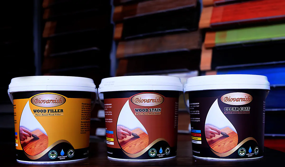 Cara Mengecat Kayu Palet dengan Biovarnish Wood Stain Untuk Warna Kayu